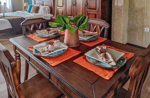 Challengers Apartment | Seaview Garden