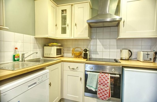 Hastings Apartment | Seaview