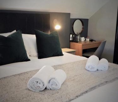 Larne House | Seaview House Bed and Breakfast