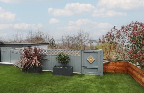 Llanfairfechan House | Seaview House
