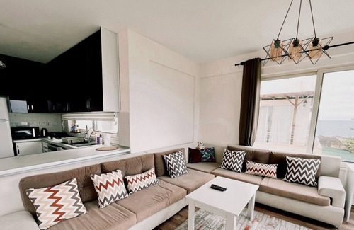 Esentepe Apartment | Seaview Penthouse w Pool, Terrace in Turtle Bay