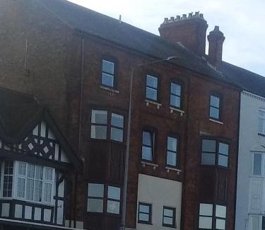 Cleethorpes Apartment | Seaview Smuggler Cove Cleethoropes