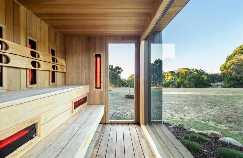 Yallingup House | Seaview - spa and ocean views in luxury