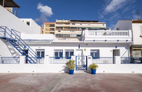 Playas del Palo Apartment | Seaview studio in El Palo - TakeCareMalaga