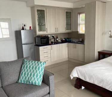 Mountainside Apartment | Seaview Sunset Boutique Apartments - Solar powered