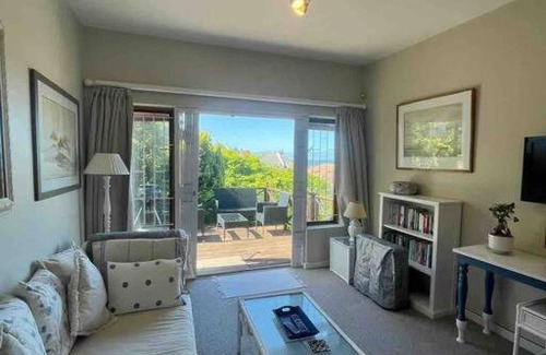 Kalk Bay Apartment | Seaview Terrace