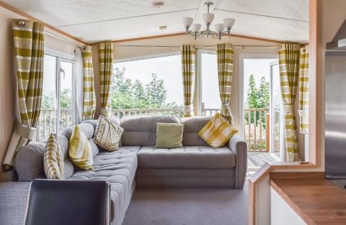Corton House | Seaview Two - Uk50166
