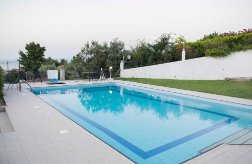 Pefkochori Villa | Seaview Villa with shared pool in Pefkochori
