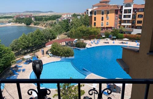 Aheloy Apartment | Seaview Young Family - Семейство на Черно море