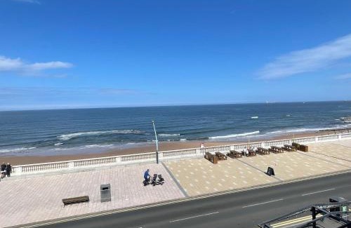 Whitley Bay Apartment | Seaviews Apartment 1, Whitley Bay Sea Front