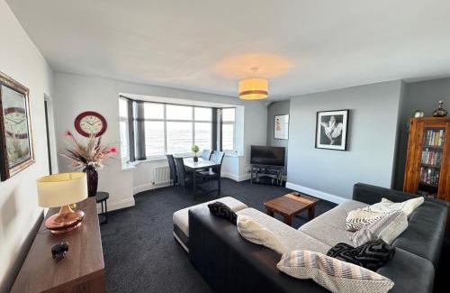 Whitley Bay Apartment | Seaviews Apartment 2, Whitley Bay Sea Front