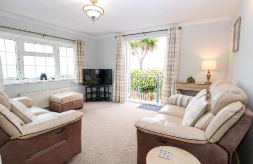 Aldborough House | Seaward