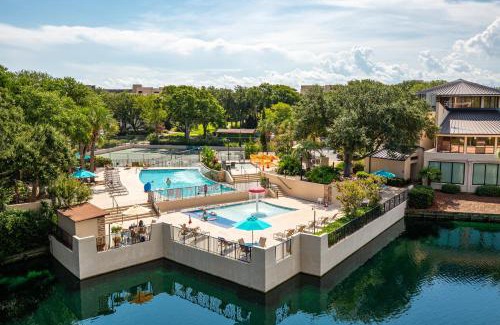 Folly Field Resort | Seawatch at Island Club