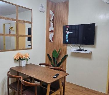 Sasa Apartment | Seawind Condominium Staycation by Resty Estor,REB