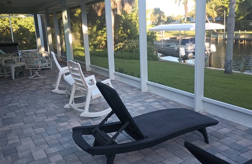 Sebastian House | Sebastian Fisherman/Family Delight*Deep Water Access*Boat Dock and Fishing