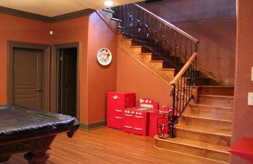 Southern Pines House | Secluded 22 ac with 6,500 sq ft home 4 BR/ 5 BA pool, deck 2 ½ ac pond, kid area