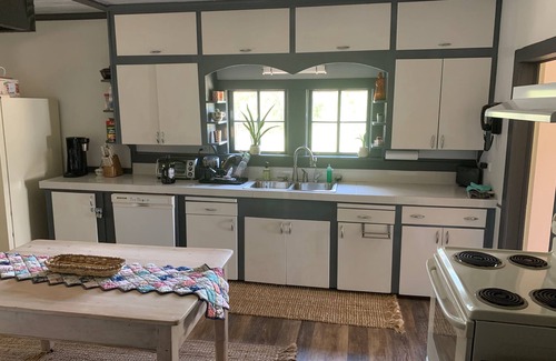Vanderpool Other | Secluded 3/2 farmhouse with scenic patio, wildlife on private acreage