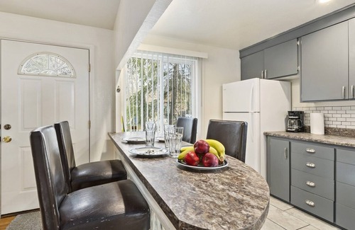 Millcreek House | Secluded and Quiet on Wooded Lot w/Stream 30 min to Resorts 6