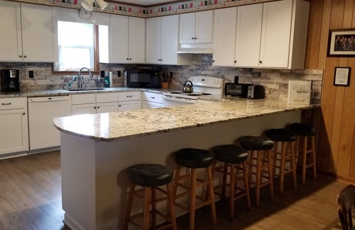 Edisto Island House | Secluded Beachwalk House - Great Layout for Families and Groups! Pet Friendly.