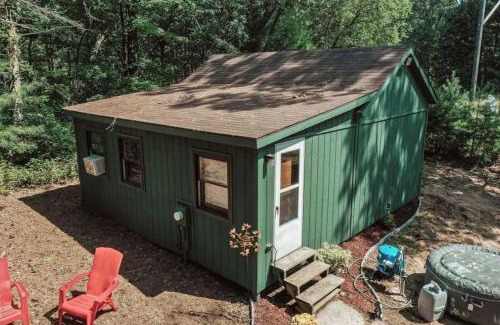Arkdale House | Secluded Cabin Getaway in Arkdale