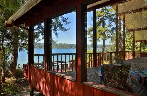 Whidbey Island Cabin | Secluded cabin on private beach