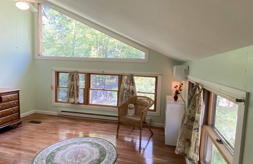 Reeders Ski Chalet | Secluded Chalet On Stream - Mins to Camelback