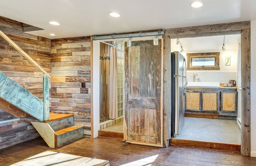 Lazear Cottage | Secluded Couple's Retreat on Farm in Paonia!