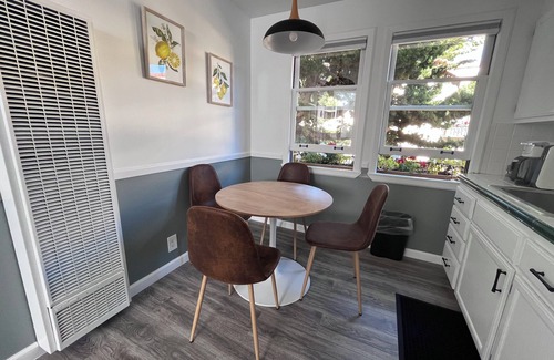 Marina District Apartment | Secluded Courtyard Studio with Kitchen & Private Entrance