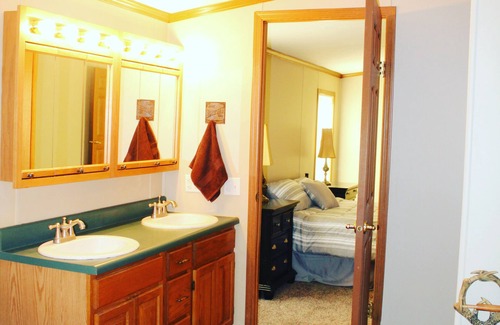 Lebanon Other | Secluded Farm near Bennett Springs State Park, 66 Robin Ln Tunas, MO 65764