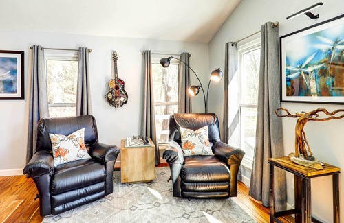 Millers Creek House | Secluded Getaway ~ 3 Mi to Blue Ridge Parkway