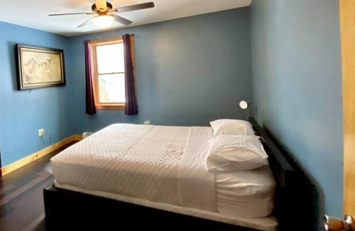 West Paris Apartment | Secluded Guest House