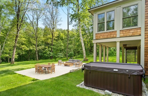 Kent House | Secluded Home in Kent CT surrounded by 2,500 Acre Park