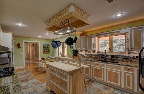 Hayesville House | Secluded home on 24 acres