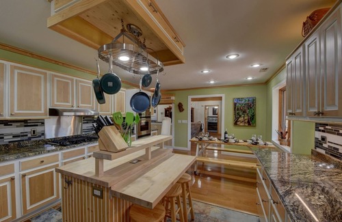 Hayesville House | Secluded home on 24 acres