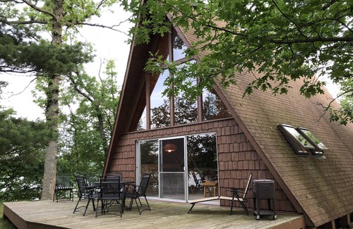 Brill Cabin | Secluded Island Paradise on Long Lake