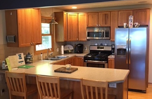Manistee Cottage | Secluded Lake Michigan Frontage