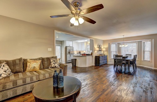 Woodstock House | Secluded living in Woodstock! Pets and Long stays OK! Sleeps 12+