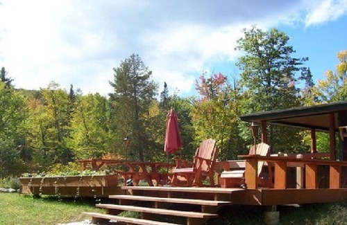 Wilmington House | Secluded Lodge near Whiteface Mountain & Adirondack Wildlife Refuge with Hot Tub