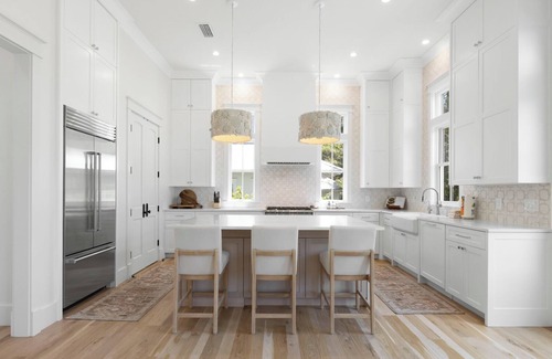 Greenway Park House | Secluded Luxury w/Golf Cart Near Eastern Lake