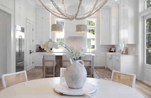 Greenway Park House | Secluded Luxury w/Golf Cart Near Eastern Lake