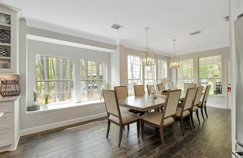 Montgomery House | SECLUDED LUXURY LAKEFRONT ESTATE. WOODED 2.6 ACRES OF PEACE AND RELAXATION.