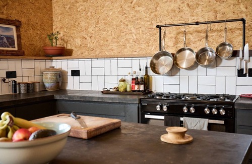 Long Barn House | Secluded modern Eco House with 6 separate en-suite cabins and no neighbours!