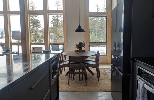 Tabernash House | Secluded Mountain Modern with Fantastic Views
