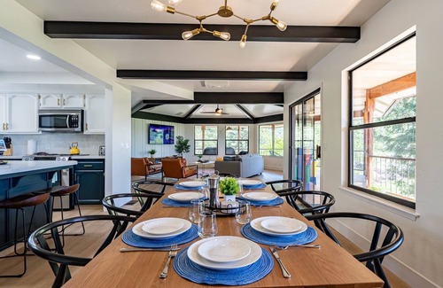 Three Rivers Villa | Secluded Mountain Top Family Villa with Views Spa & Arcade
