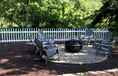 Harbert Cottage | Secluded Newly Renovated Cottage