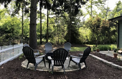 Harbert Cottage | Secluded Newly Renovated Cottage