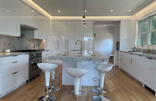 North Fork House | Secluded North Fork Wine Country Gem on Long Island Sound