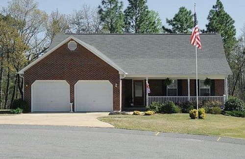 East Fayetteville House | Secluded & Pet Friendly!