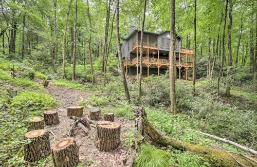 Sapphire House | Secluded Sapphire Chalet with Game Room and Decks