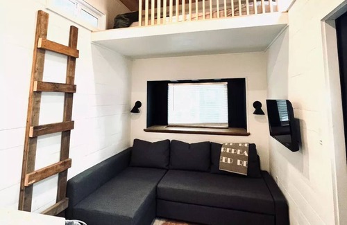 Tamarack House | Secluded Tiny House near Tamarack Resortnn